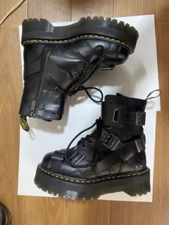 2026年最新】dr.martens jadon strapの人気アイテム - メルカリ