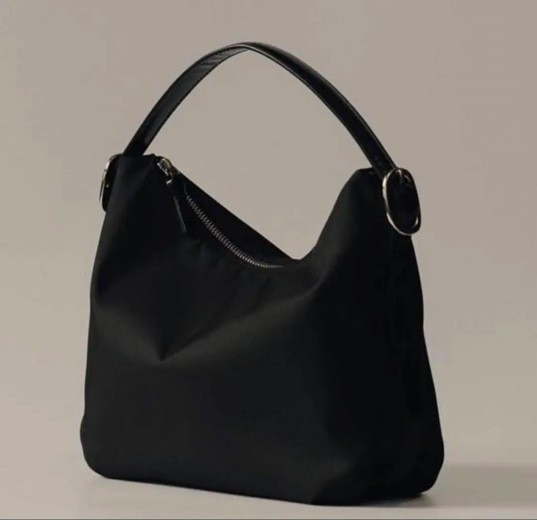 2026年最新】tout y est カノ トワルバッグの人気アイテム - メルカリ