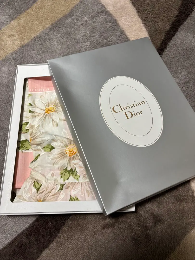 2026年最新】Christian Dior エプロンの人気アイテム - メルカリ