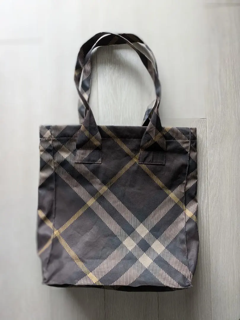2026年最新】BURBERRY エコバッグの人気アイテム - メルカリ
