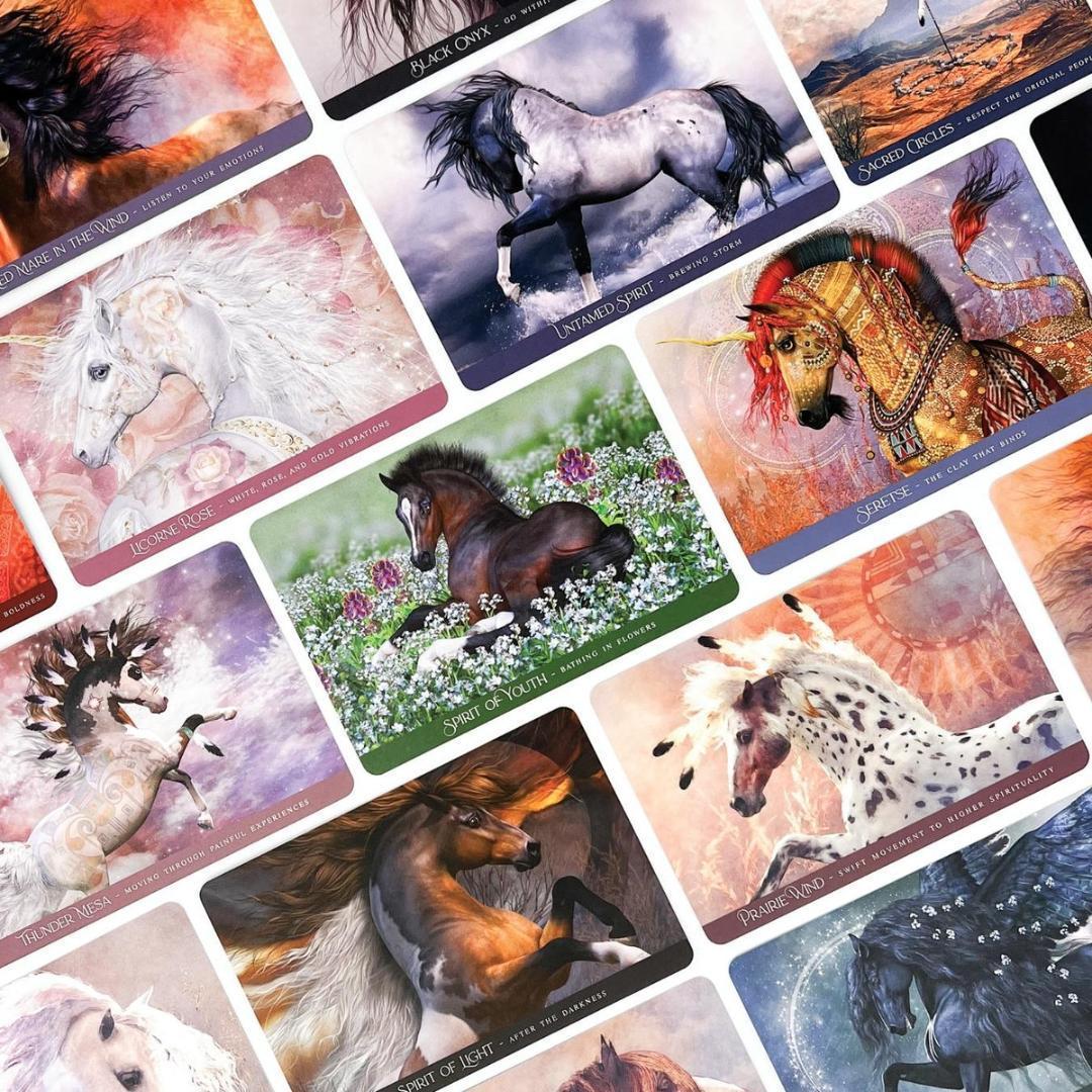 正規品オラクルカード】超希少✨美しく幻想的な聖なる馬のオラクル
