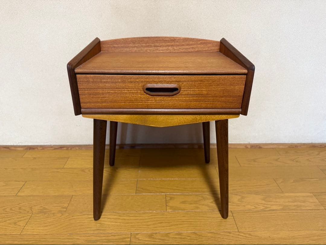 北欧ヴィンテージ（デンマーク）木製サイドチェスト デンマーク ヴィンテージ サイドチェスト サイドテーブル チーク材