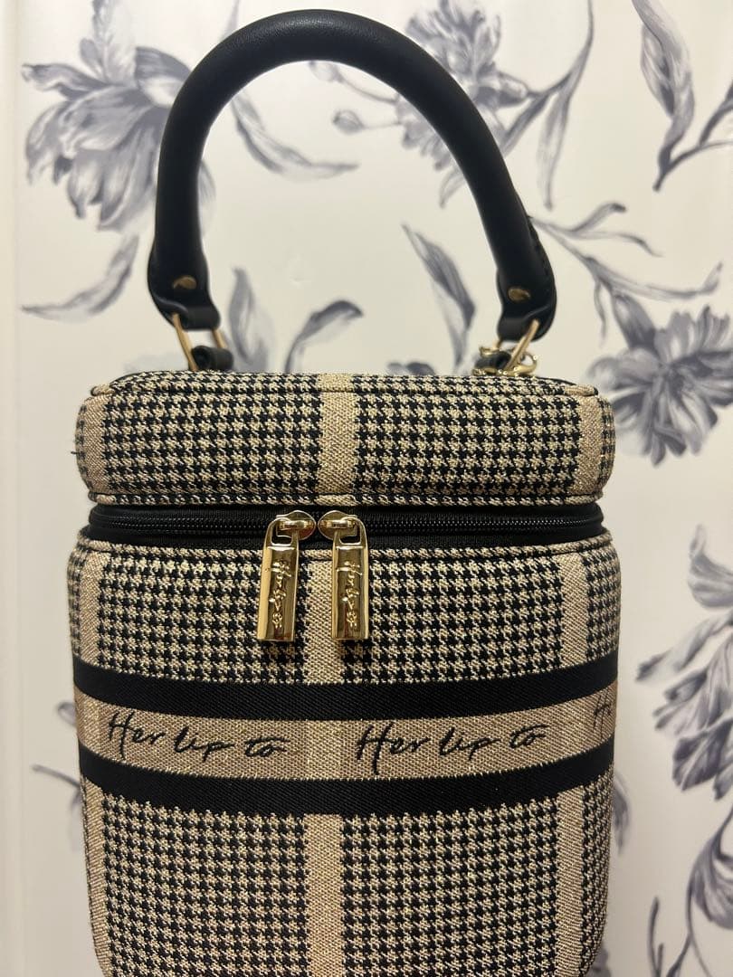 Herlipto Jacquard Vanity Bag gold - メルカリ