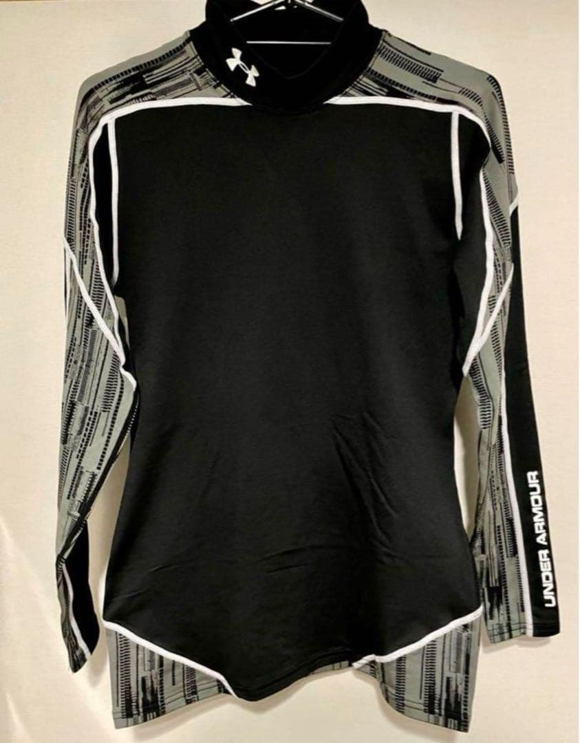 ⭐️羽生結弦 練習着 2種類セット⭐️ フィギュアスケート　アンダーアーマー ⑤-1 羽生結弦 着用モデル アンダーアーマーCG 練習着(同タイプ、色