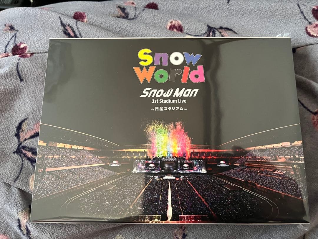 Blu-ray Man 日産スタジアム  World FC限定盤 FC限定盤 Blu-ray SnowMan 日産スタジアム Snow World - メルカリ