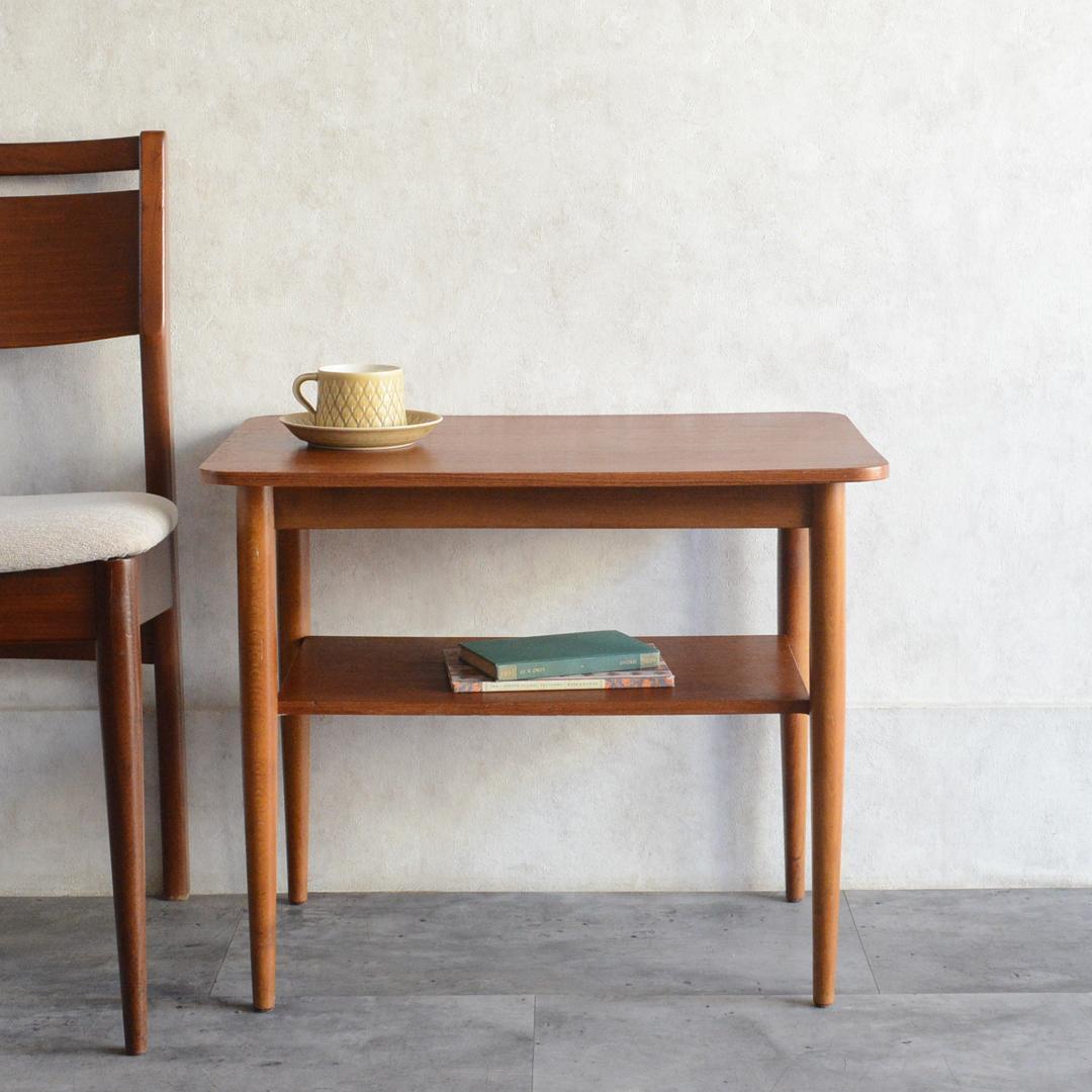 デンマーク 北欧ヴィンテージ チーク サイドテーブル 棚付き 北欧家具 デンマークヴィンテージ サイドテーブル シェルフ チーク材 北欧家具