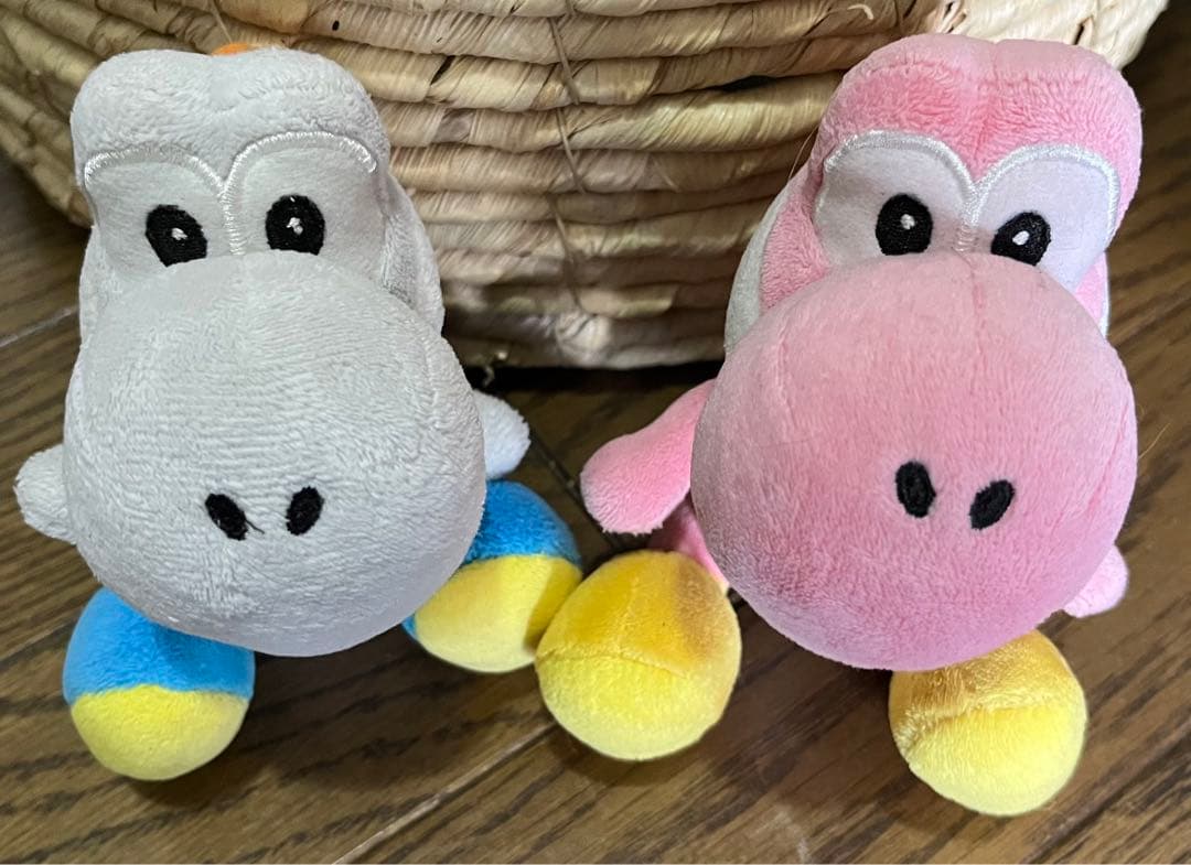 レア ヨッシー ヨッシーアイランド DS ぬいぐるみ 白 ピンク 2個