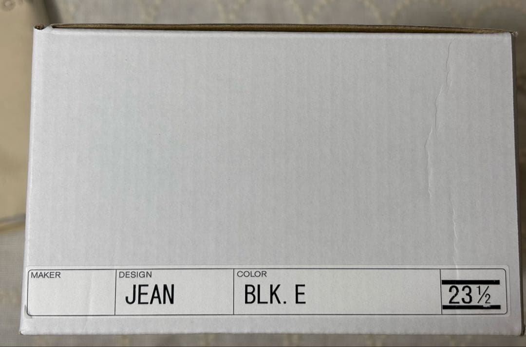 晴雨兼用】LOTTADESIGNスクエアベルトフラットブラックエナメル23.5