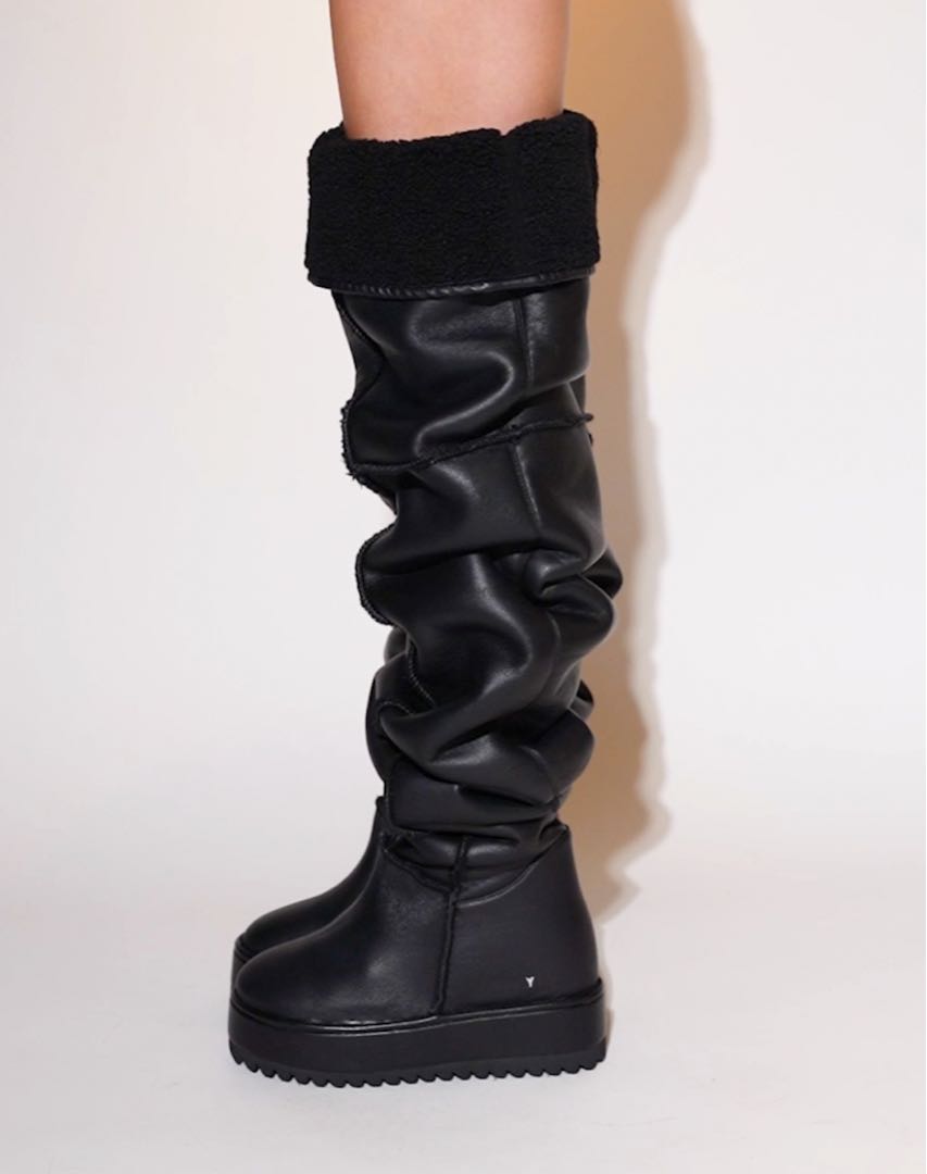 YELLO JACOB LONG BOOTS Mサイズ ムートン風ブーツ レア - メルカリ