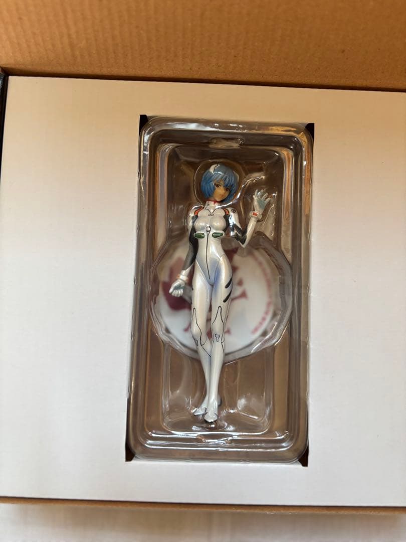 週刊エヴァンゲリオンクロニクル全巻セット（フィギュア着き） - メルカリ