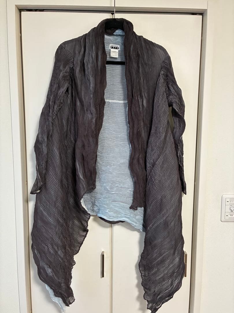 ISSEY MIYAKE FETE 長袖カーディガンブラウン&ブルー ISSEY MIYAKE FETE 長袖カーディガンブラウン&ブルー ISSEY MIYAKE