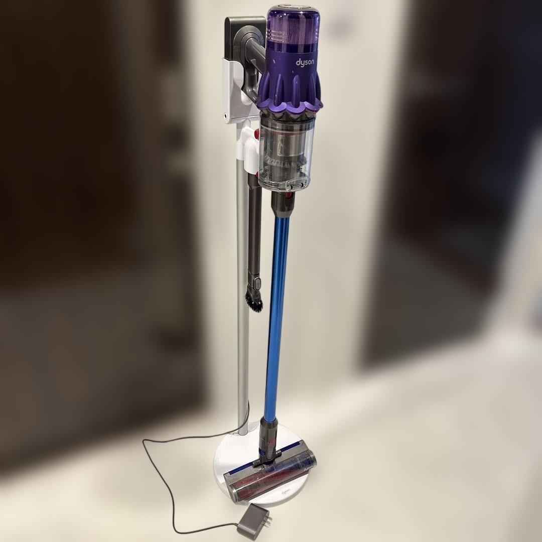【スタンド付き】Dyson スティッククリーナー 本体 Dyson Dyson V8 Slim Fluffy Extra【本体質量2.15kg/最長40分/トリガー