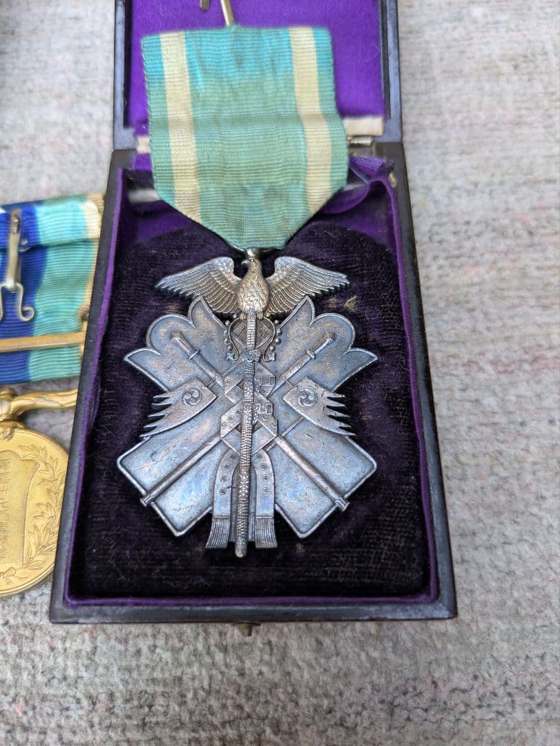 旧日本軍勲章 功七級金鵄章 ほか6点一括で