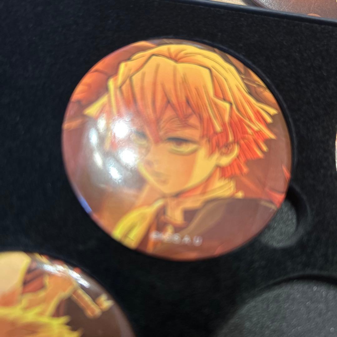 鬼滅の刃 無限城 キービジュアル缶バッジセット 我妻善逸