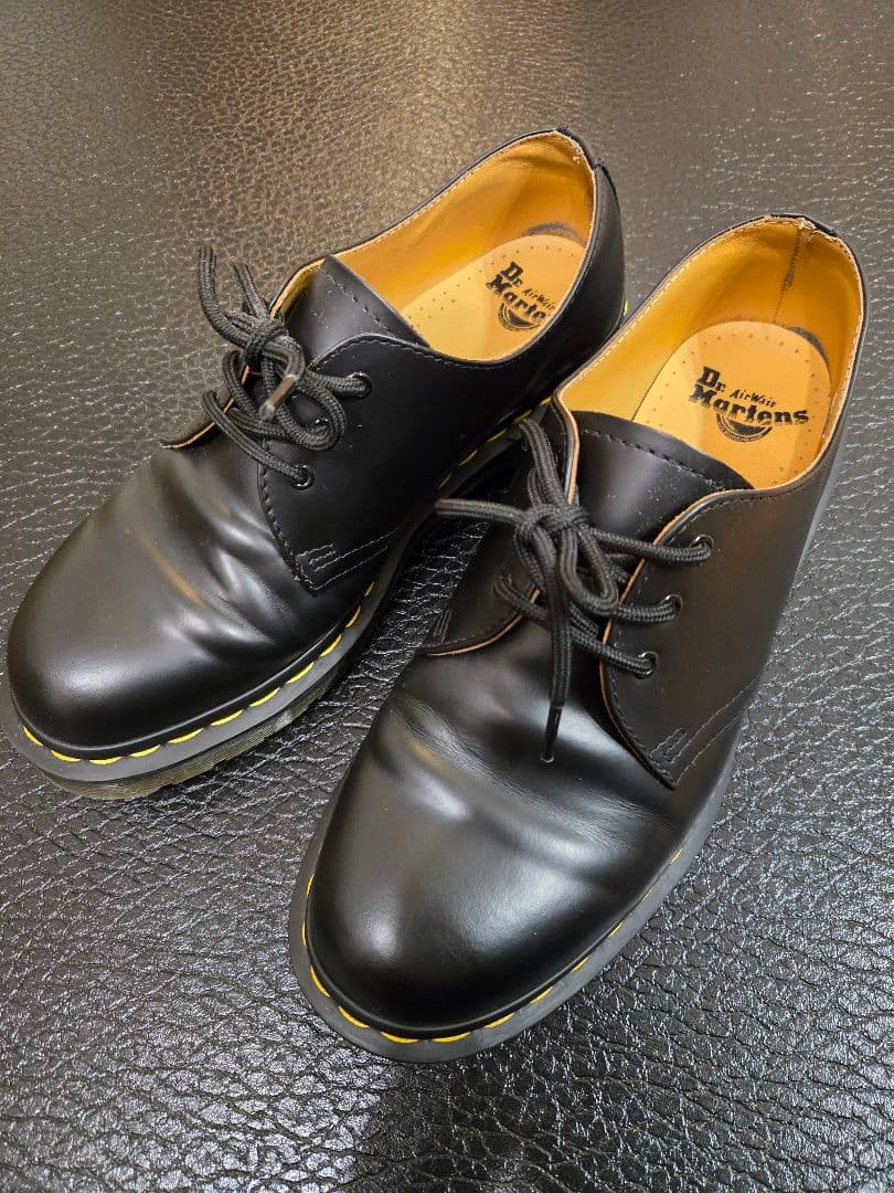 ブラックレザー ローファー 1461 3ホール 楽天市場】ドクターマーチン 厚底 3ホール 1461 ベックス ブラック 黒