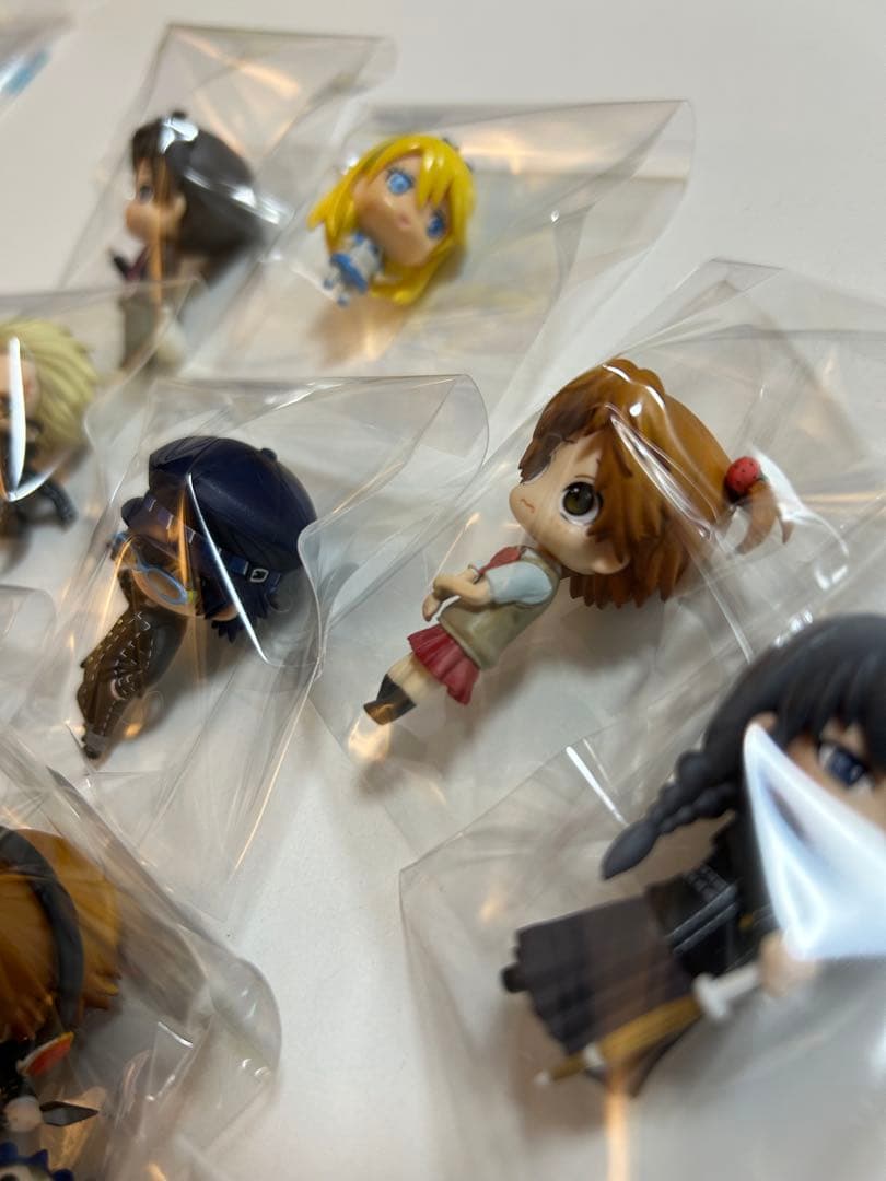 ペルソナ4 ワンコイングランデ 眼鏡BOX10体コンプ美品＋おまけ - メルカリ