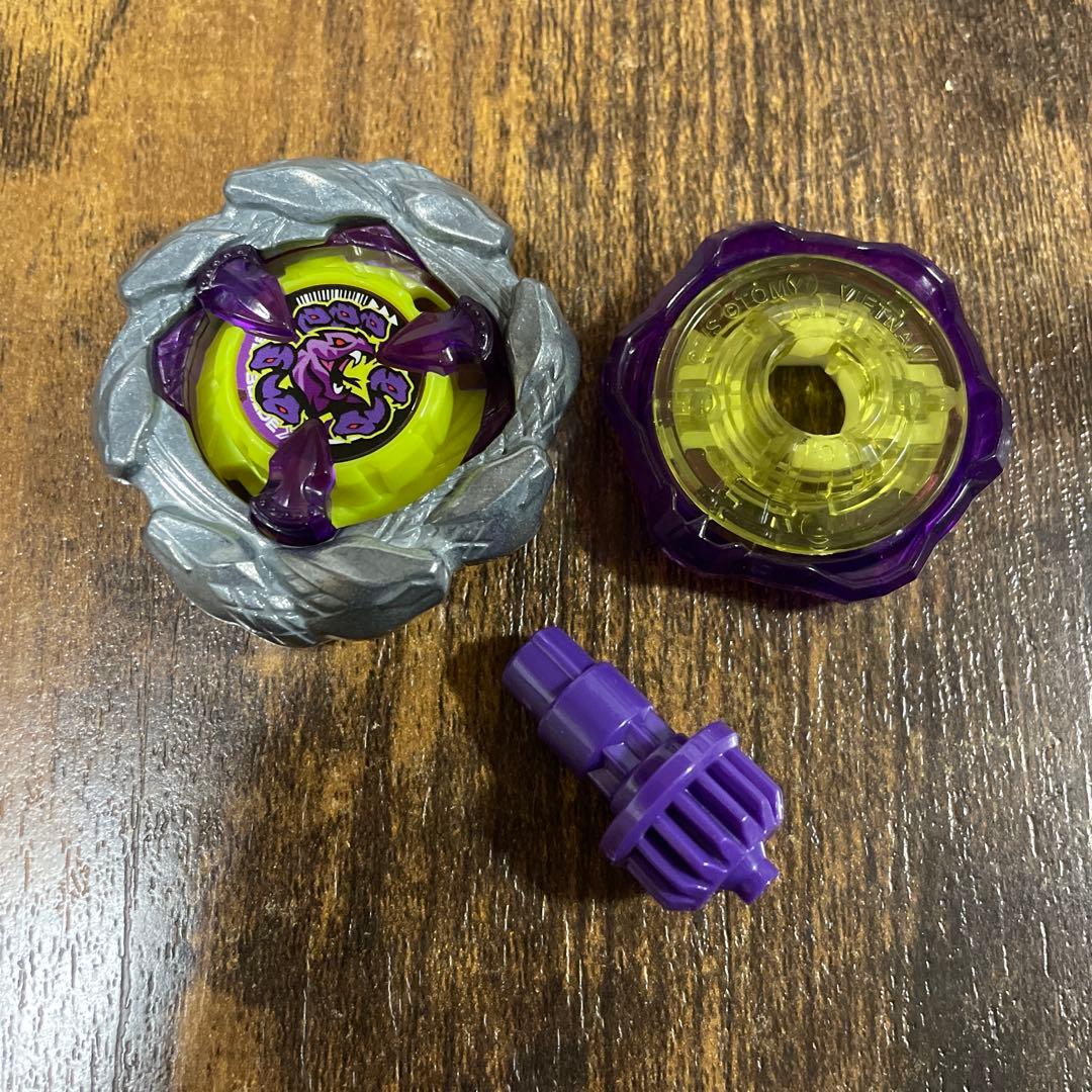 【限定新品ベイ】ベイブレードX オロチクラスタ6-60 J BEYBLADE X 新品未開封 ベイコード付属 オロチクラスタ 6-60 LF｜Yahoo