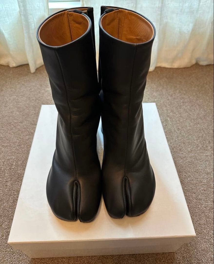 Maison Margiela メゾンマルジェラ タビブーツ38 8cmヒール Maison Margiela(メゾン マルジェラ)の足袋ブーツがMAX54％OFFで手に