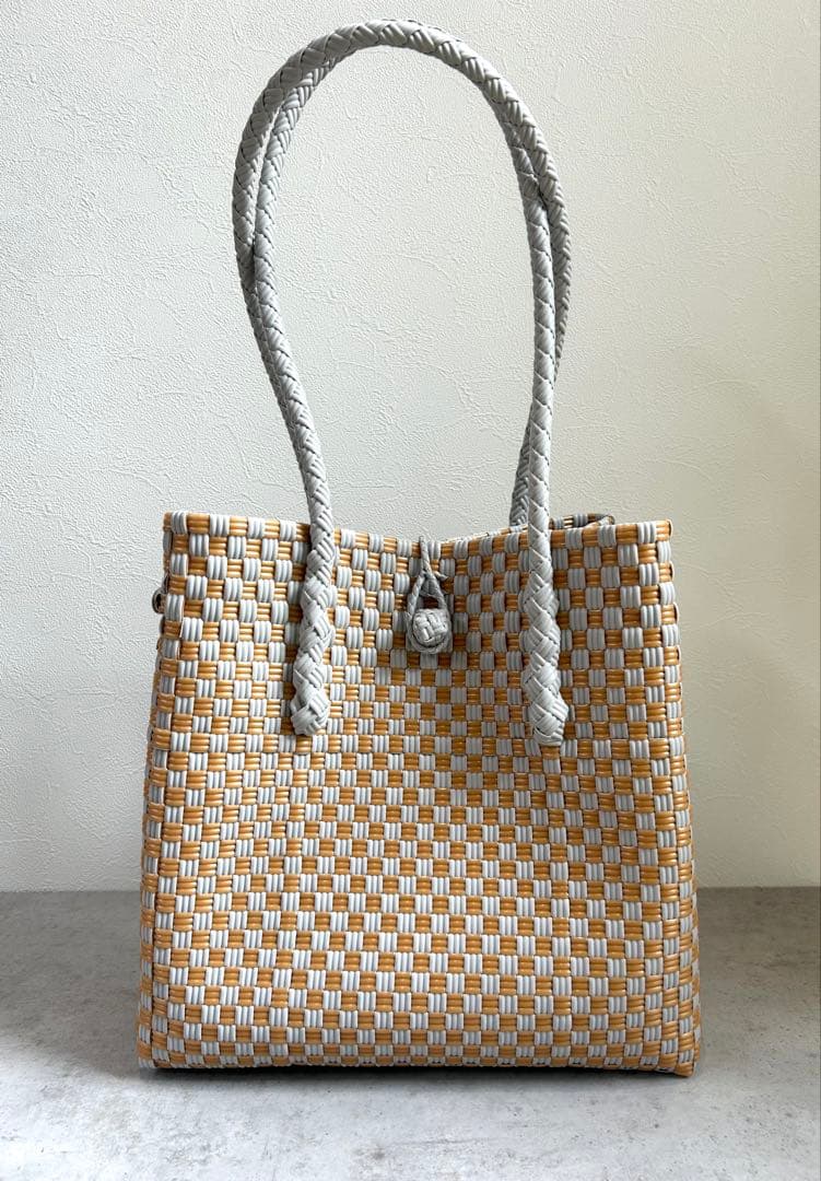 バッグ mekearisa GummyBag M 2026年最新】mekearisa mの人気アイテム - メルカリ