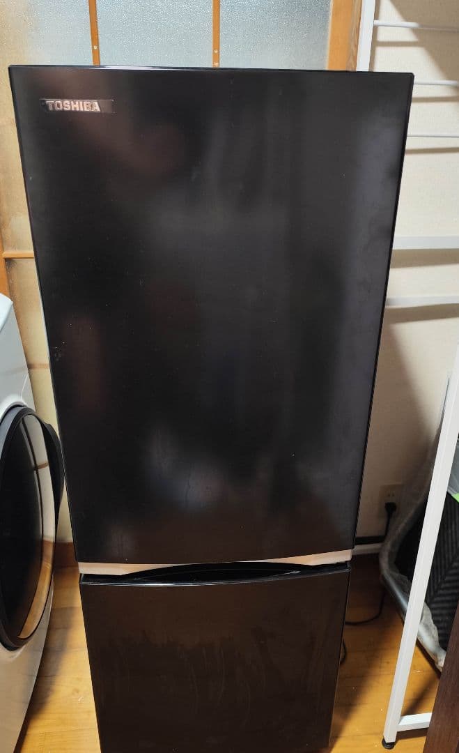 2023年製 冷蔵庫（142L）近隣配送無料＋保証＋設置込 スリムな幅でコンパクトなキッチンにも設置しやすい168L冷蔵庫を