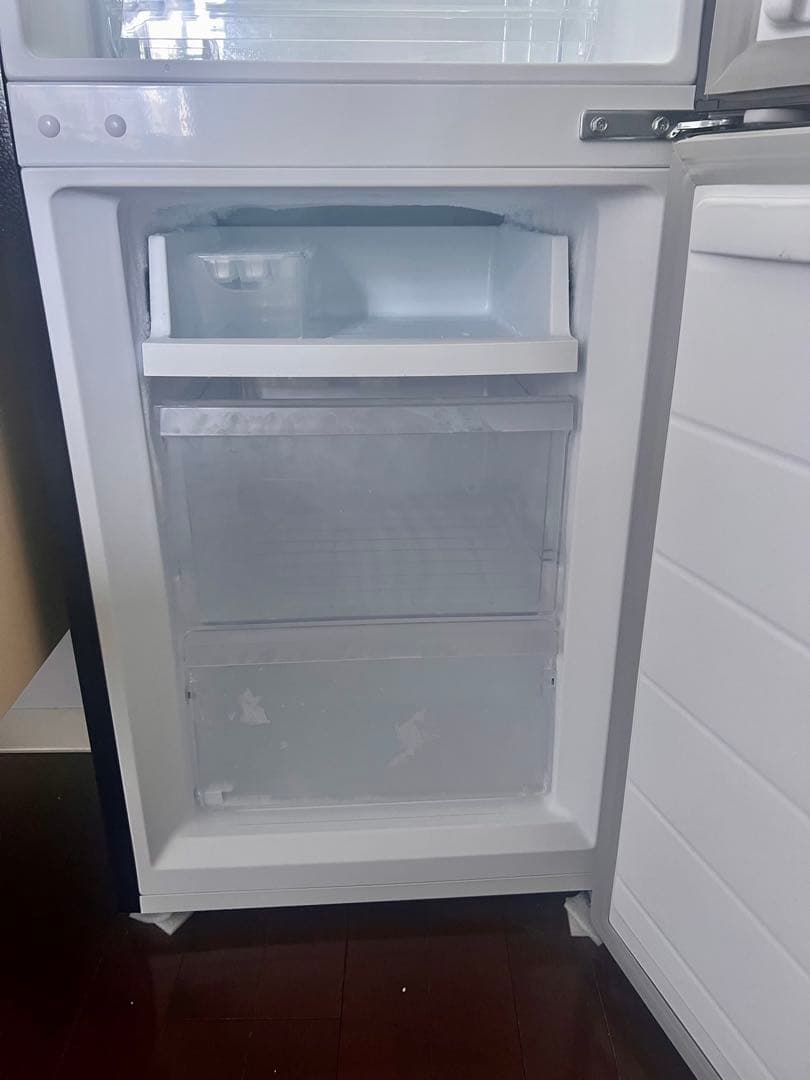 2025年製 ブラック冷蔵冷蔵庫comfee 174L 2ドア 右開き - メルカリ