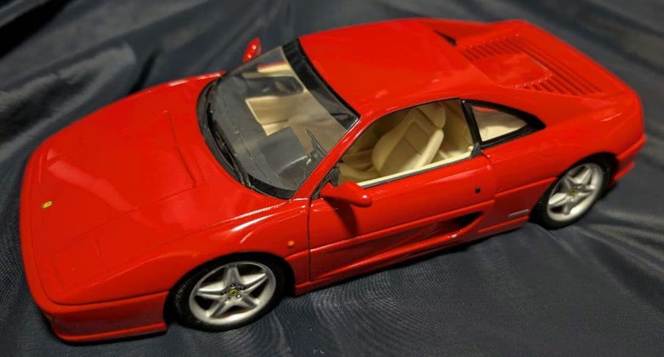 Ferrari F355 Berlinetta 1:18 ミニカー 1/18 Kyosho 1995 Ferrari F355 Berlinetta (Red) Hi-End Diecast Car