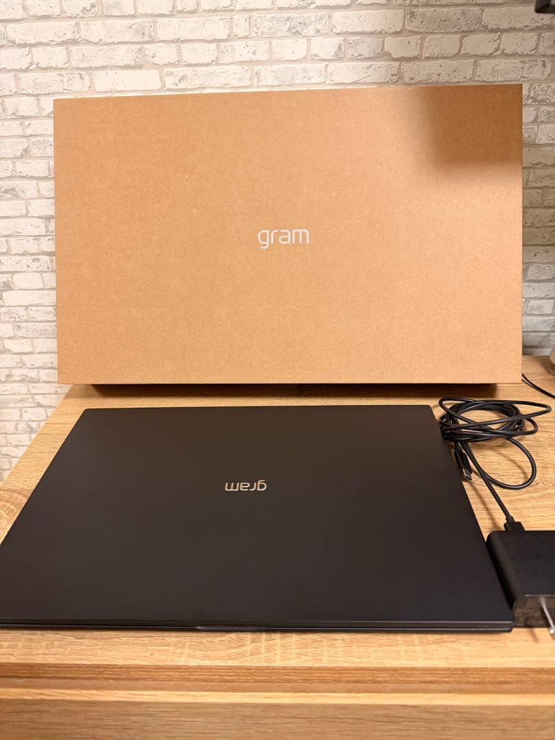 【早い者勝ち‼️】LG gram 14インチ 14Z90T-GA52J LG 14インチ ノートパソコン gram 14 14Z90T-GA52J 1台（直送品