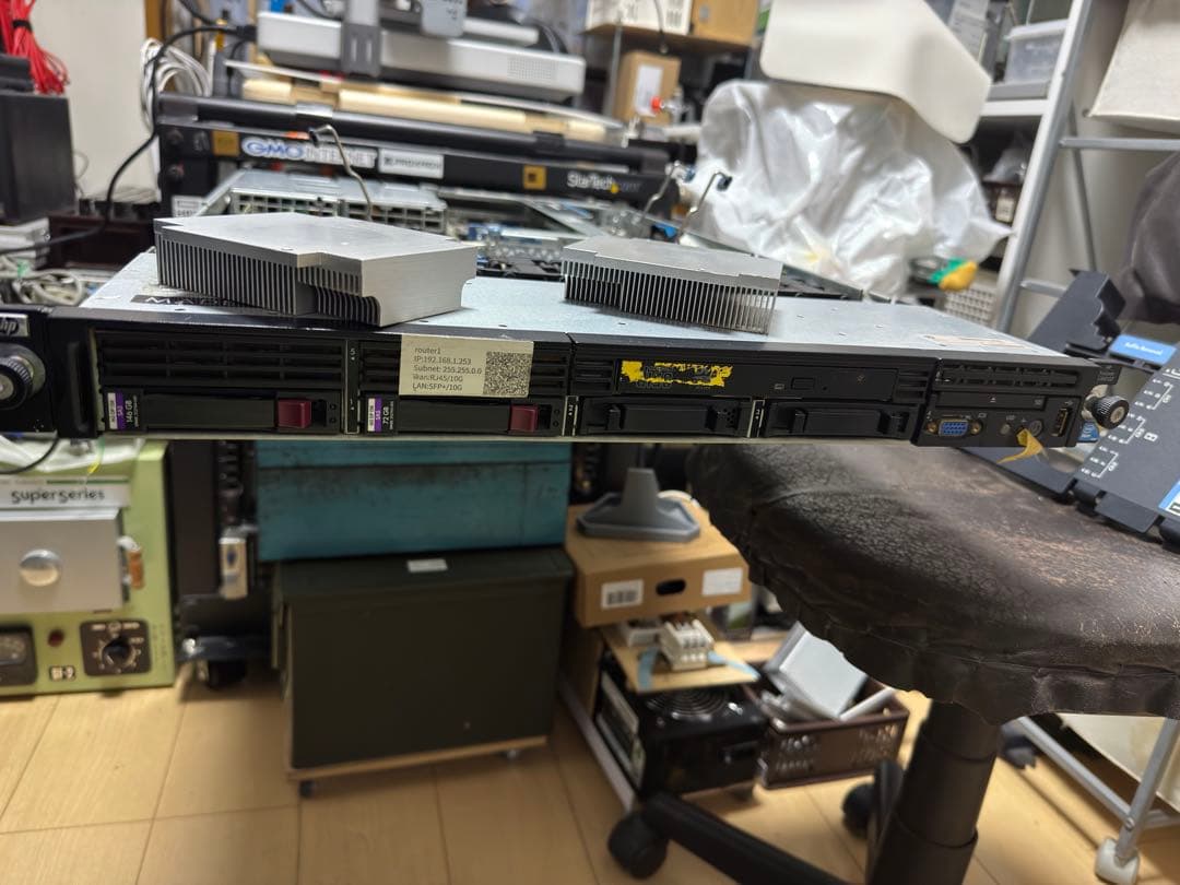 HP DL360 G7 1Uサーバー 8コア16スレッド - メルカリ