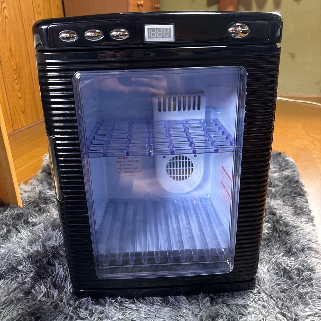 ミニ冷蔵庫 デジタル温度表示付き 保温も可能 Amazon | ミニ冷蔵庫 冷温庫 保温庫 小型冷蔵庫 冷却・加熱両用 LCD
