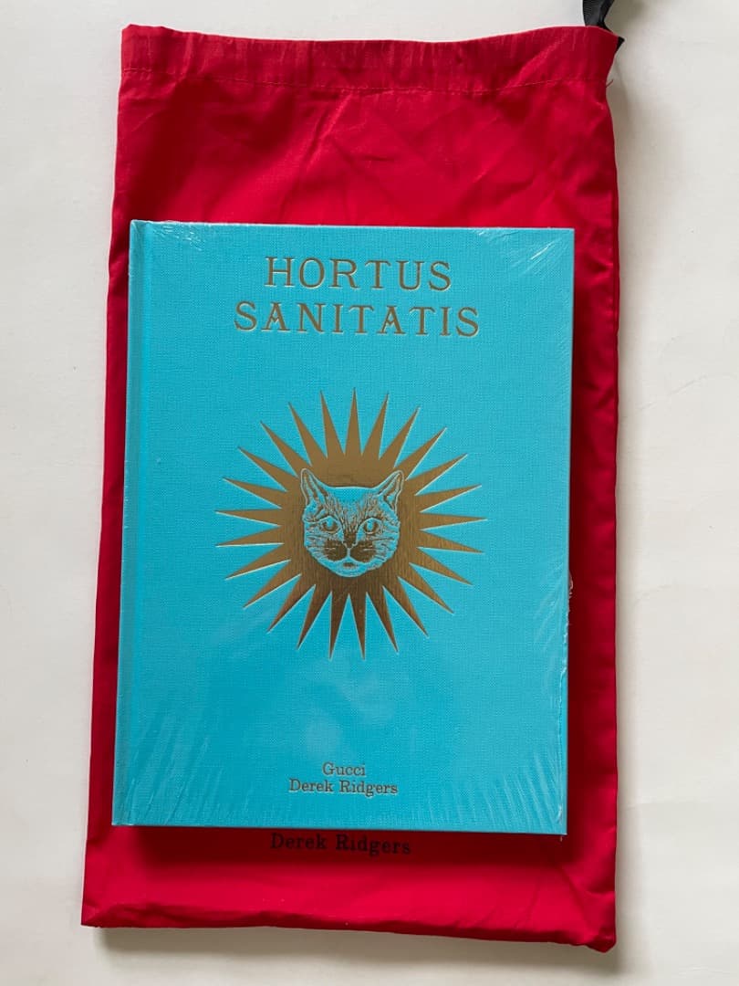 GUCCI 写真集 『Hortus Sanitatis』ポーチ付 未開封 Amazon.co.jp: ポーチ付 未開封 限定1000部 写真集 GUCCI HORTUS