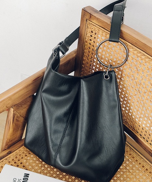 リングデザイン 合皮 フェイクレザー ワンハンドル トートバッグ A4