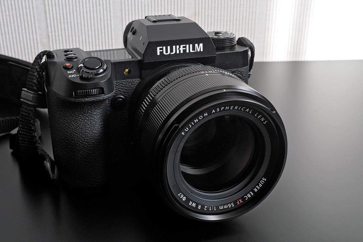 カメラの腕が上がる!?雰囲気のある写真が自然に撮れる富士フイルムの単